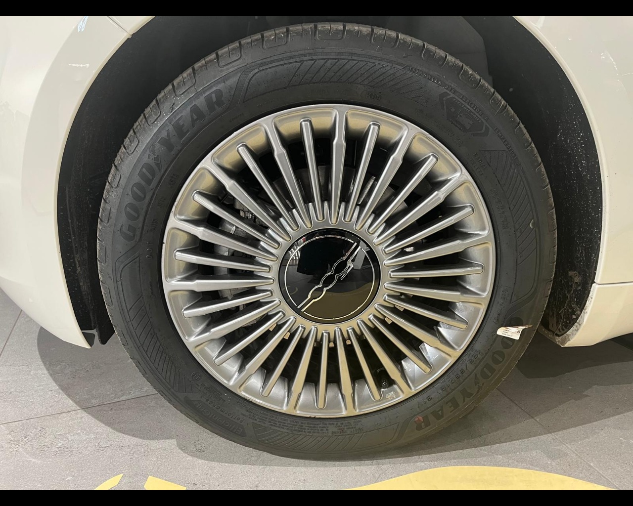 Foto FIAT 500 1.0 hybrid Torino