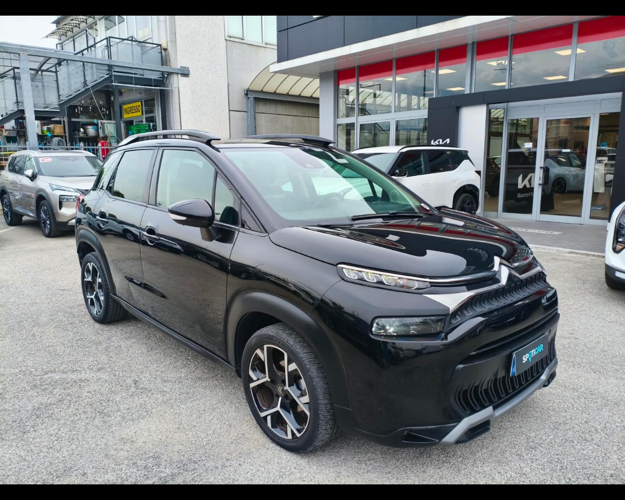 Foto CITROEN C3 Aircross 1.5 bluehdi Shine s&s 110cv