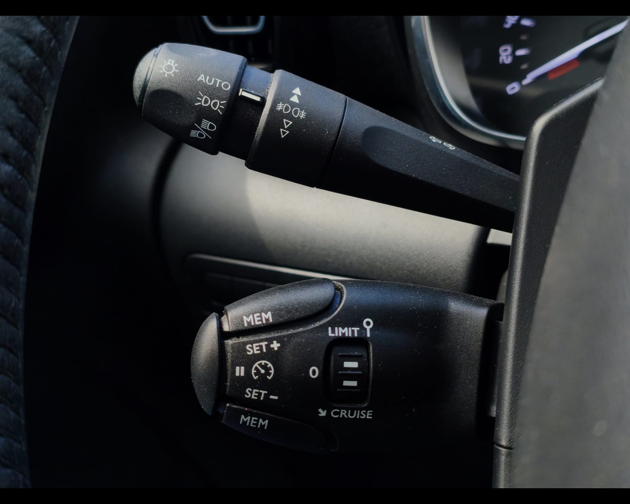 Foto CITROEN C3 Aircross 1.2 puretech Shine Pack s&s 110cv