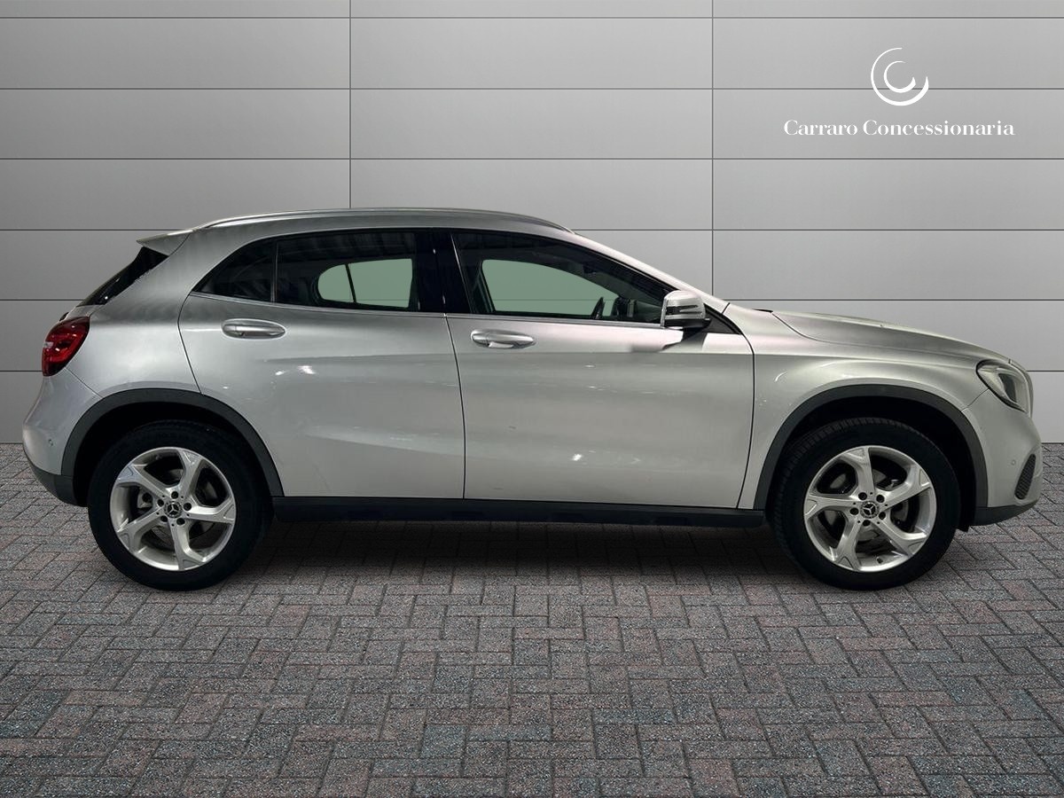 Mercedes GLA GLA 200 D Sport 7G-DCT - 5