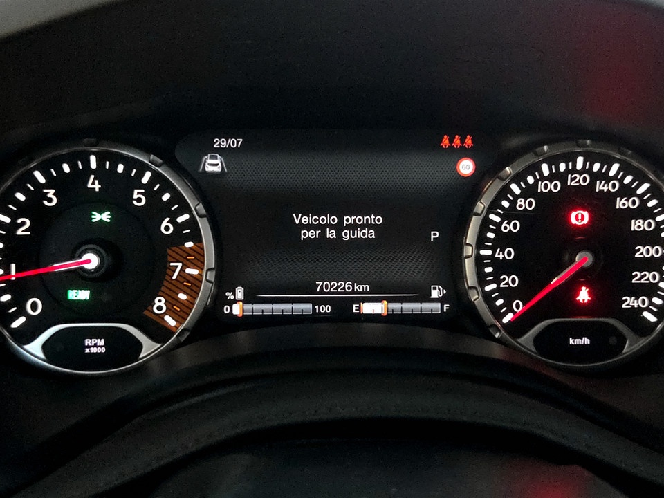 JEEP Renegade 1.5 turbo t4 mhev Limited 2wd 130cv dct Ibrida usato - 8