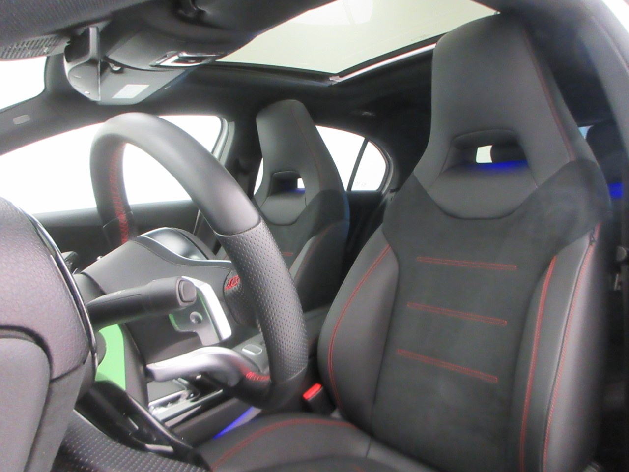 Mercedes Classe A Classe A 180 D Premium 7G-DCT - 13