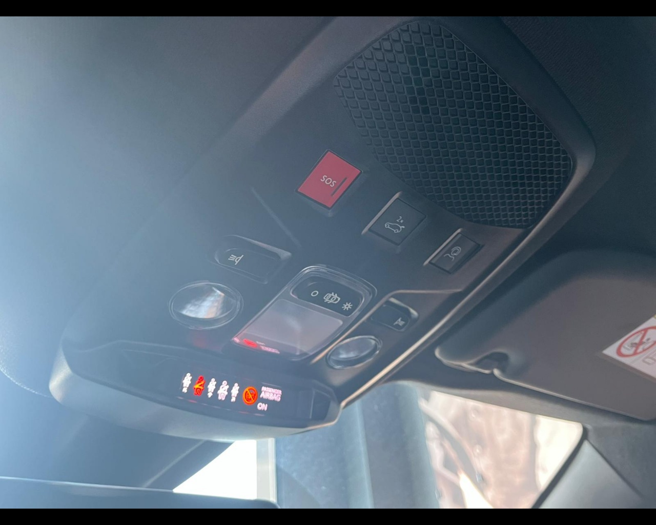 Foto ALFA ROMEO Junior Ibrida Ibrida 1.2 136cvHybrid Edct6