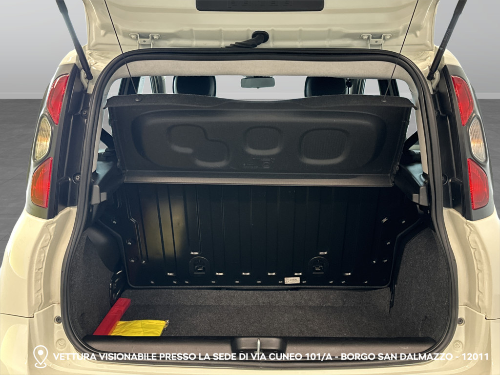 Panoramica 6° Immagine Veicolo