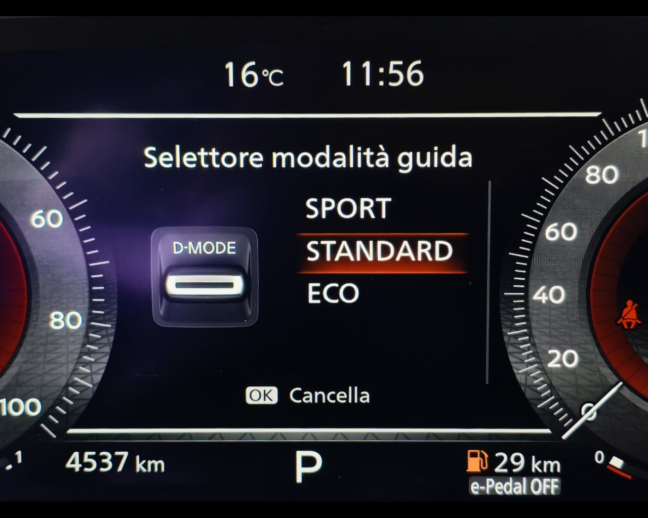 Foto NISSAN X-Trail 1.5 e-power Tekna 2wd auto