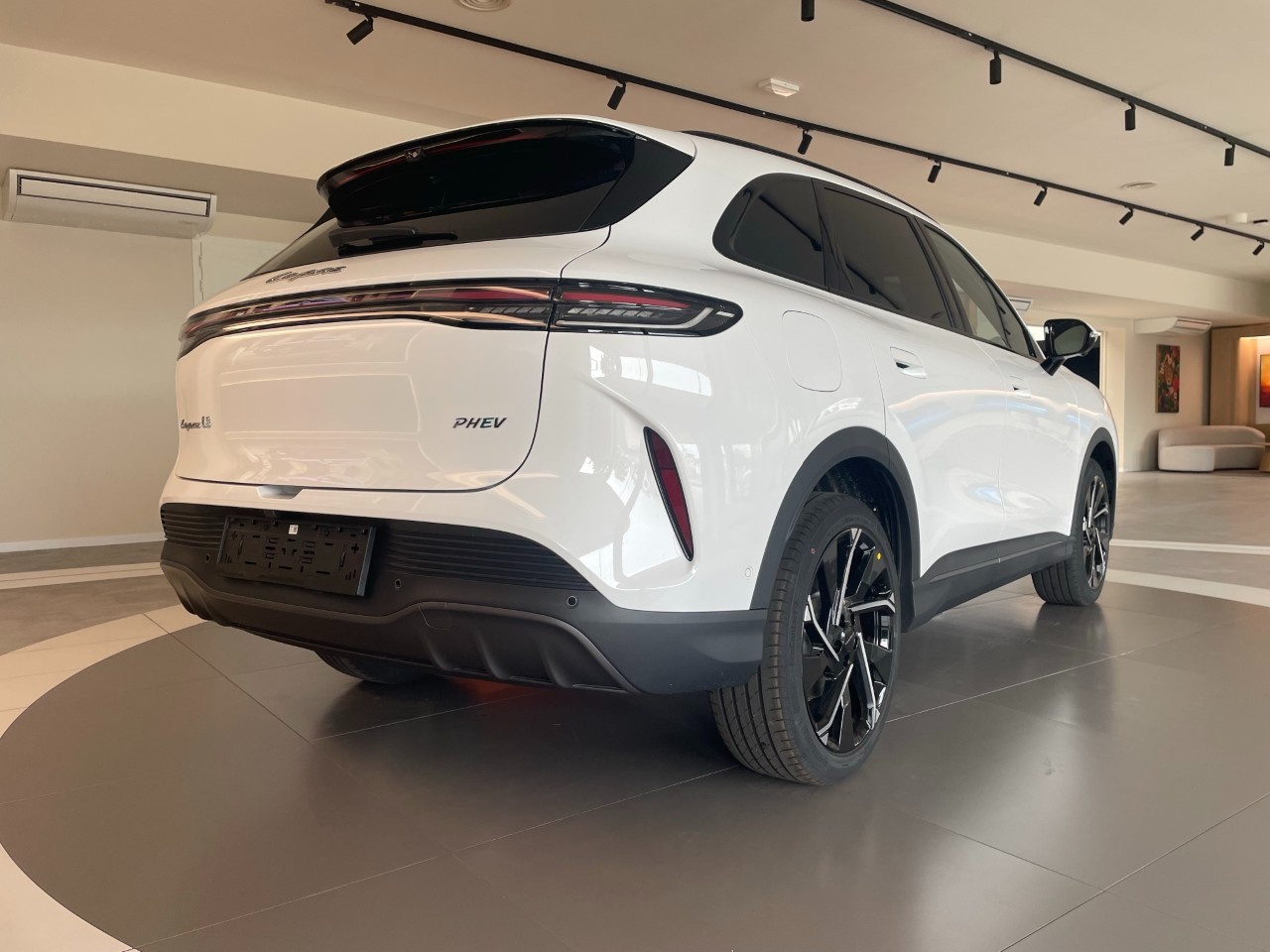 Lepas Lepas L8 L8 PHEV 1.5TGDI Elegance - 5