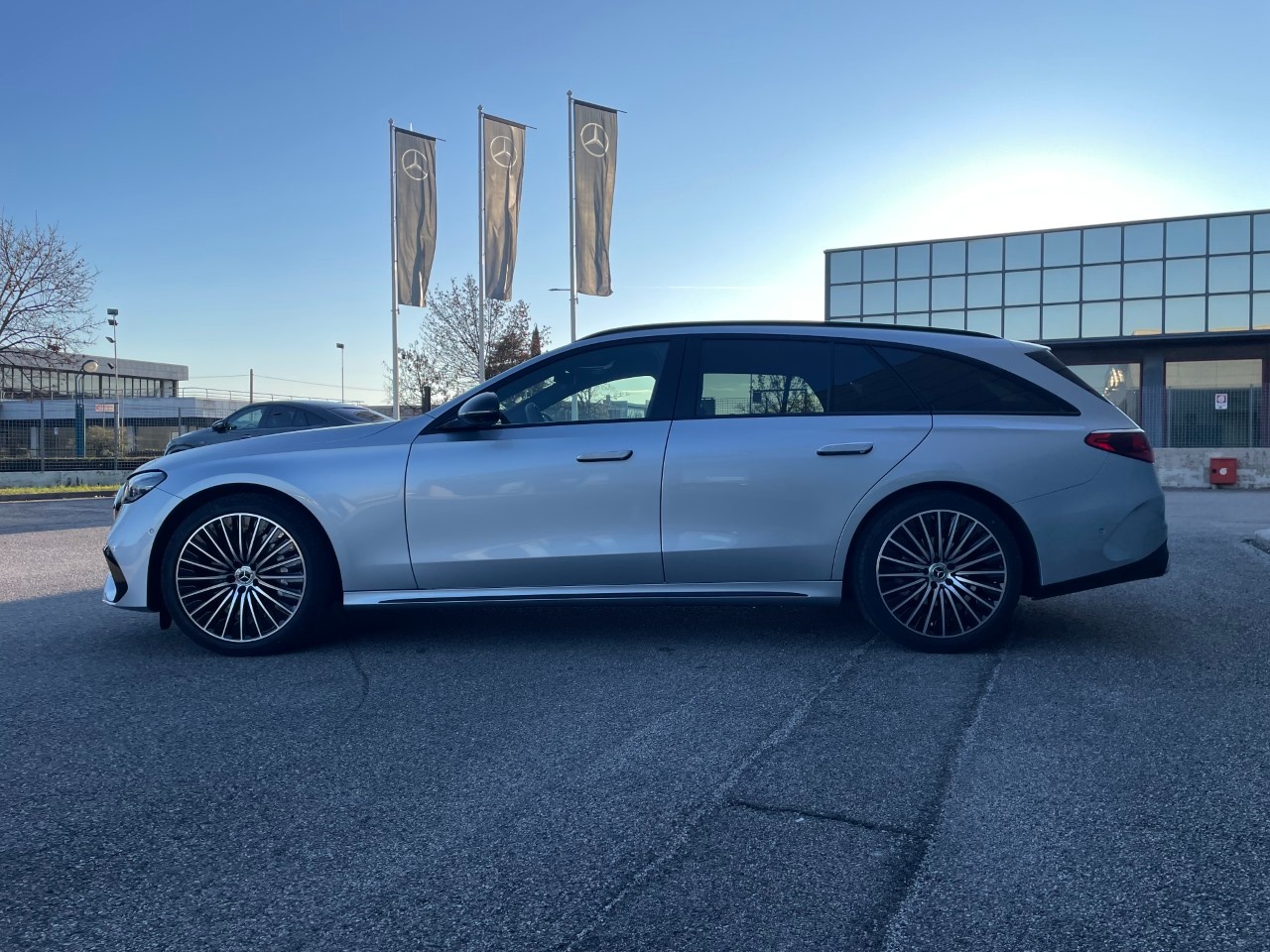 Mercedes Classe E Station Wagon Classe E 220 d 4Matic Station Wagon AMG Line ADVANCED PLUS - 4