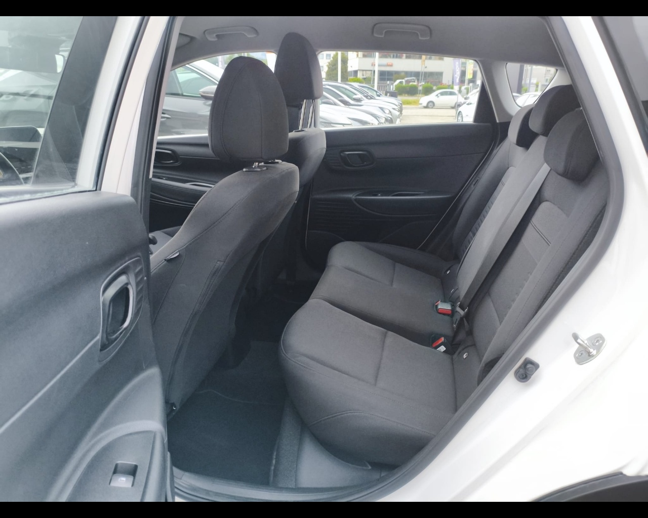 Foto HYUNDAI BAYON PE 1.0T XLINE