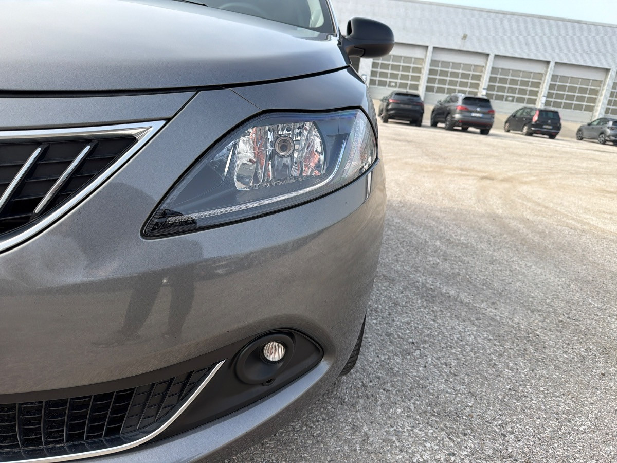 Lancia Ypsilon Usato 2023 Ypsilon Mestre