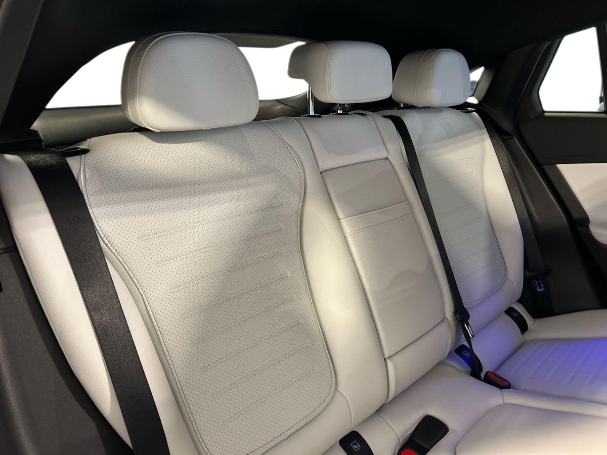 Mercedes GLC Coupe 300 e Plug-In-Hybrid AMG Line Advanced 4Matic 9G-Tronic - 16