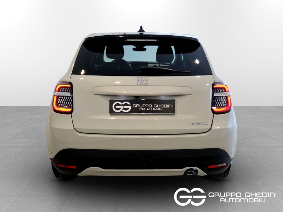 FIAT 600 1.2 hybrid La Prima 110cv auto Ibrida usato - 4