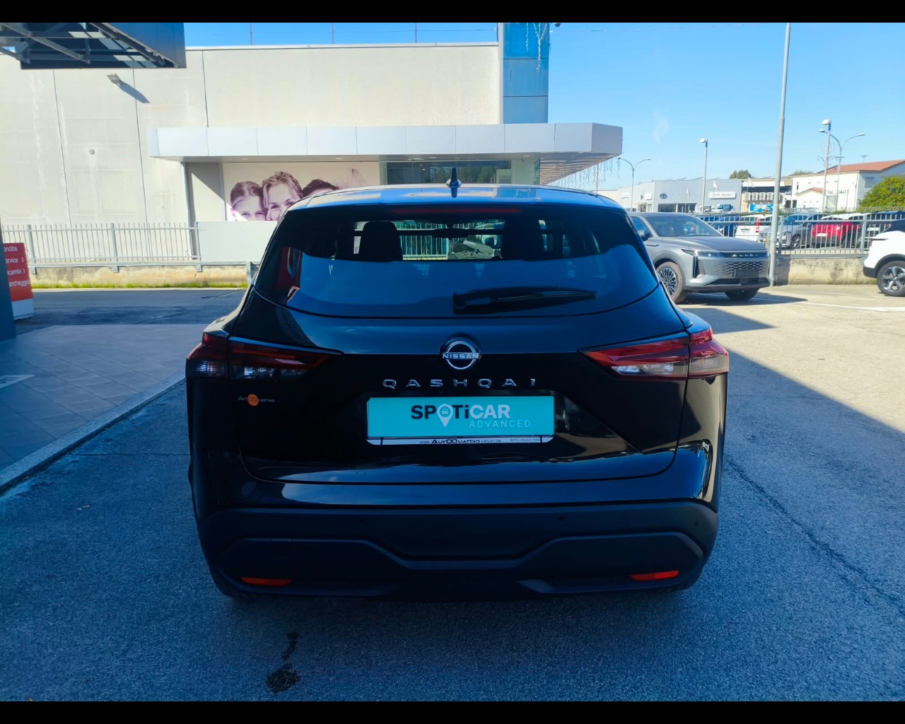 Foto NISSAN Qashqai 1.3 mhev Acenta 2wd 158cv xtronic N1