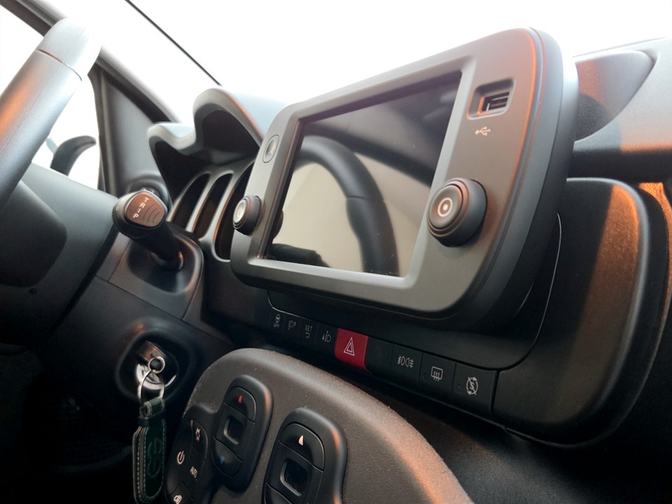FIAT Panda 1.0 firefly hybrid Cross s&s 70cv 5p.ti Ibrida usato - 14