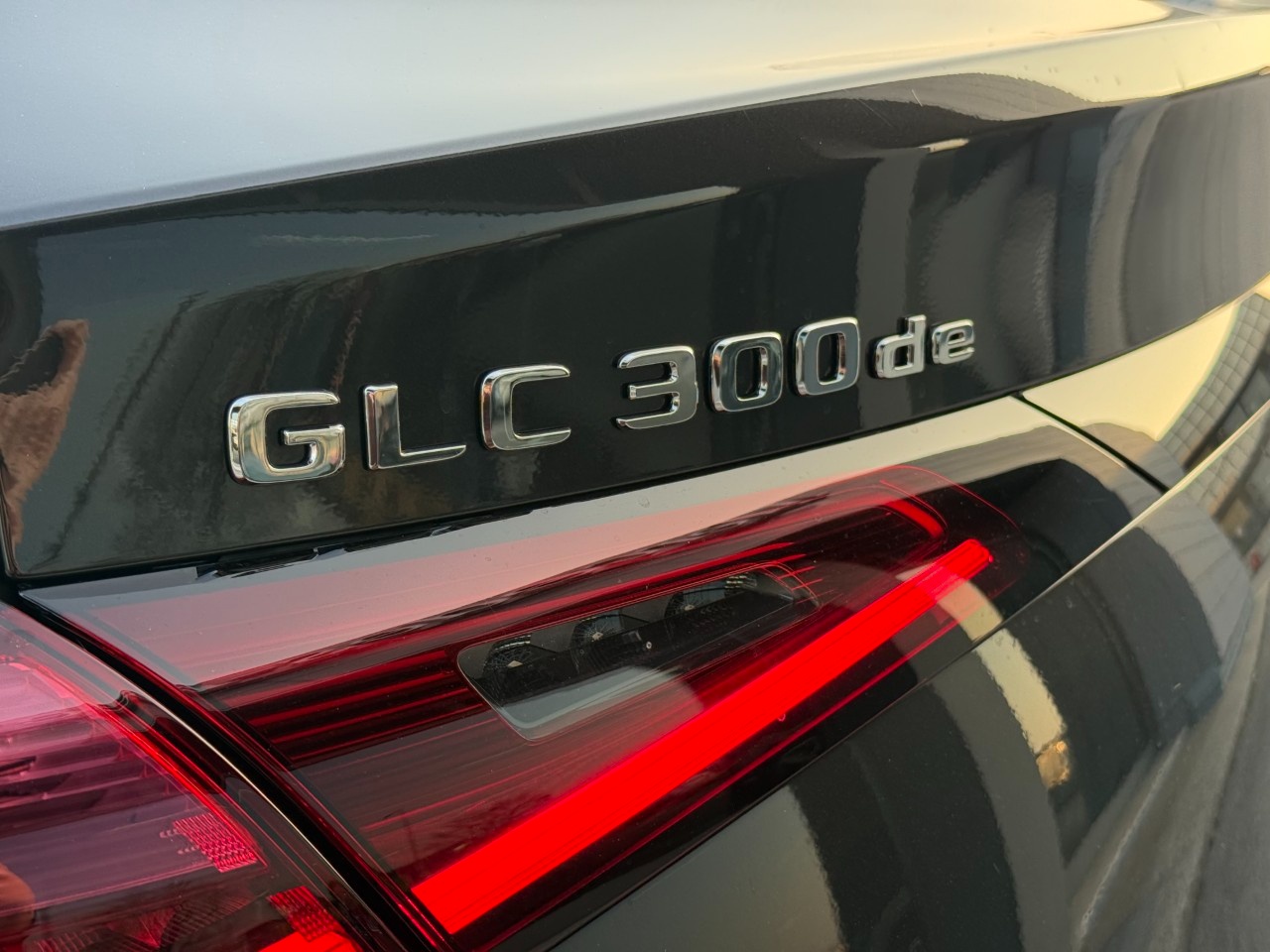 Mercedes GLC Coupé GLC 300 de 4Matic Plug-in hybrid Coupe AMG Line ADVANCED TECH - 9