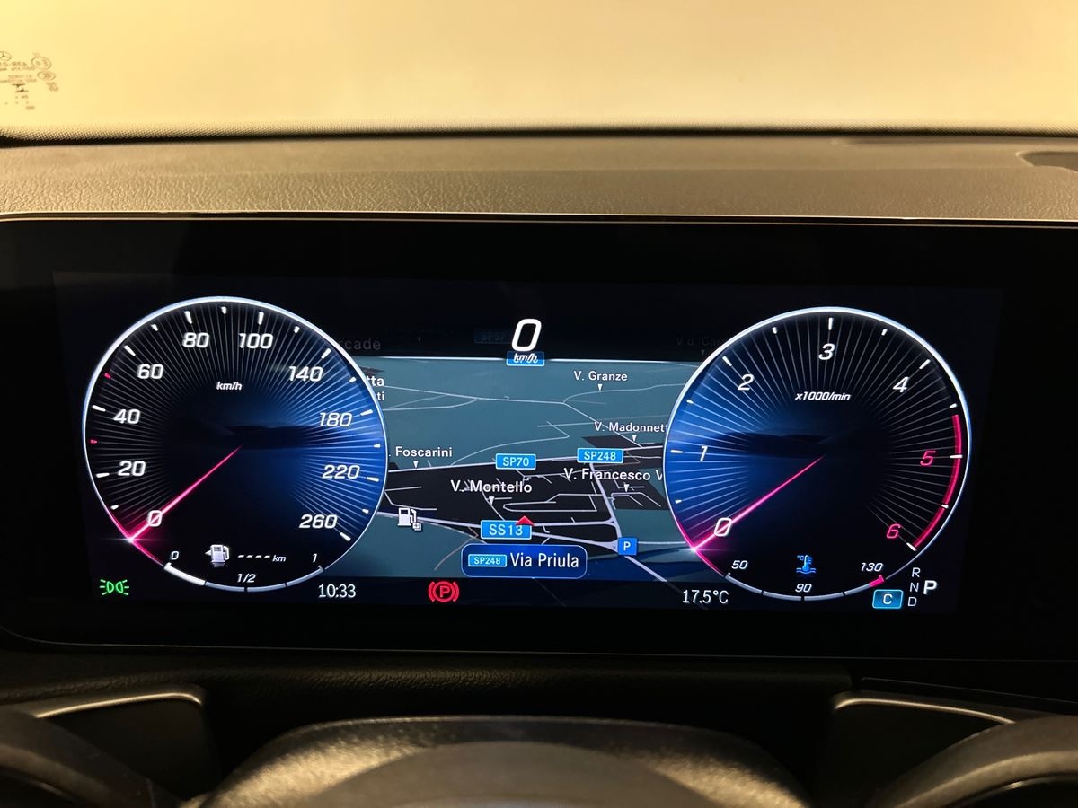 Mercedes  GLB 180 D Progressive Advanced 8G-DCT - 13