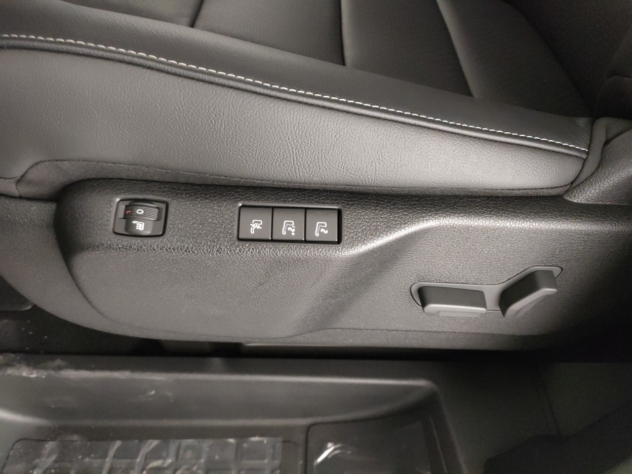 Peugeot Traveller Nuovo diesel Traveller Porto Mantovano