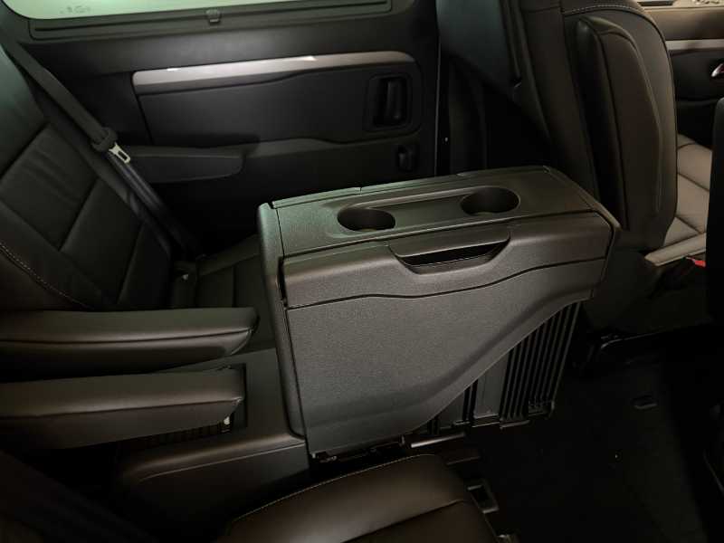 Nuovo Traveller - Bhdi 180 Eat8 Business Vip Long