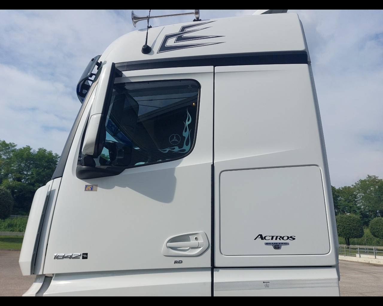 Mercedes Actros actros 1842 L flat cab. Str.Sp. 2,5 Euro VI(E5) - 13