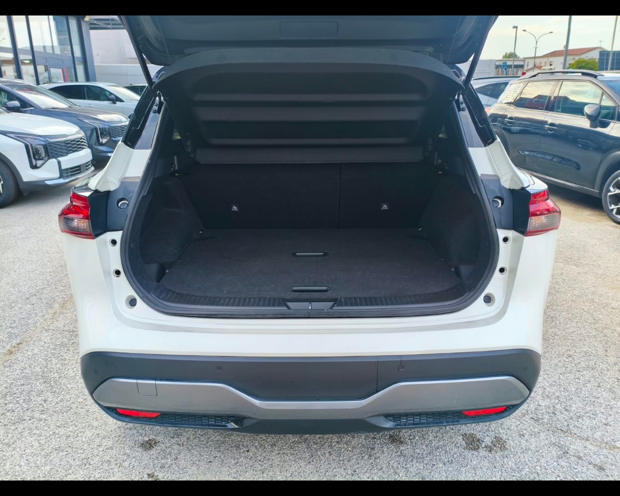 Foto NISSAN Qashqai 1.5 e-power N-Connecta 2wd