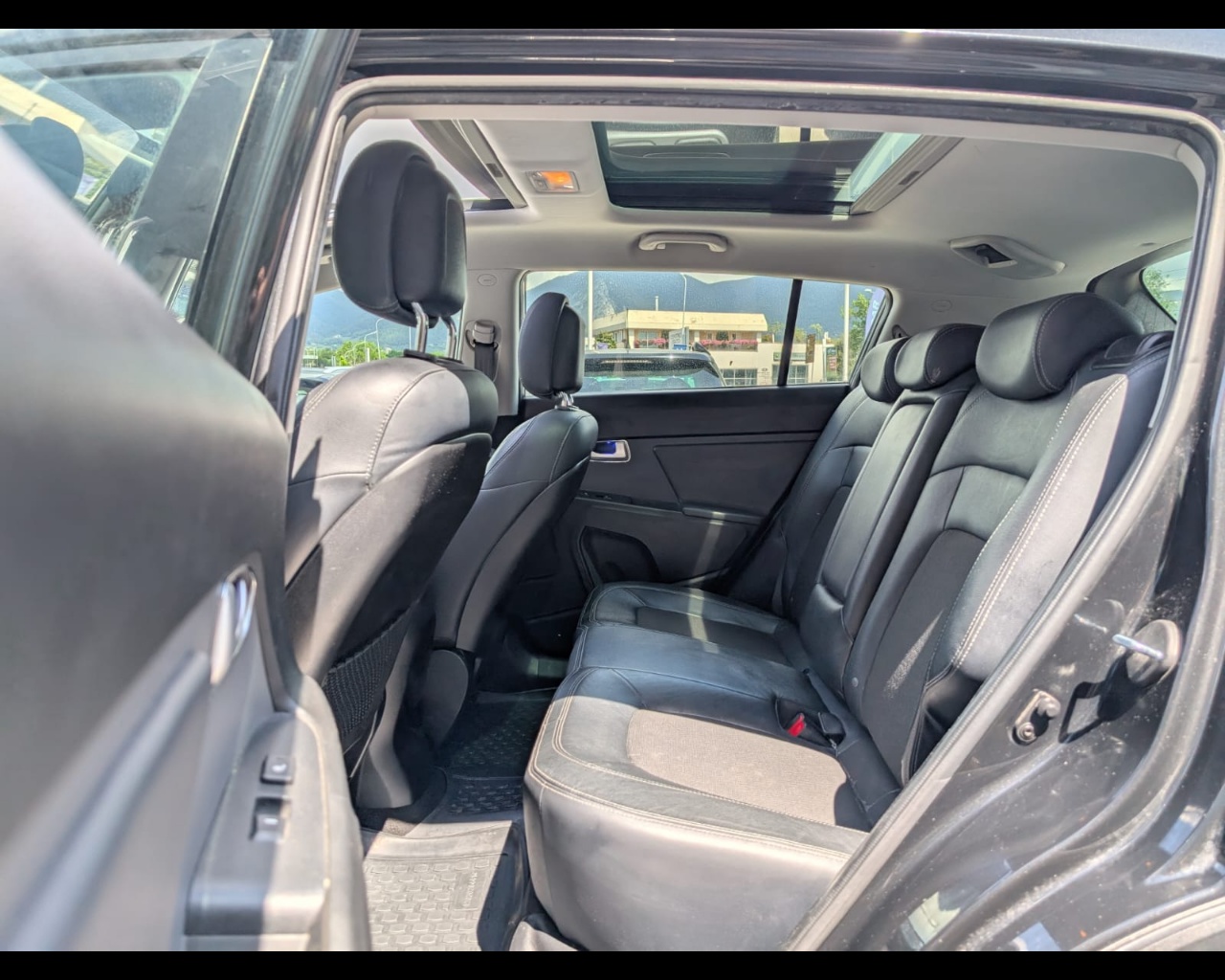 Foto KIA Sportage 1.7 crdi Class 2wd