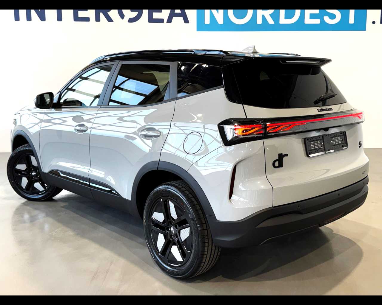 Dr Automobiles DR 5 Nuovo Ibrido DR 5 Mestre