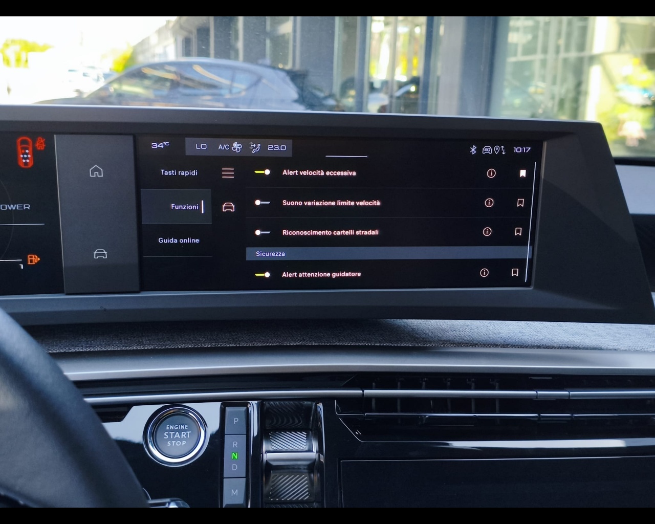 Foto PEUGEOT 5008 1.2 hybrid Allure 136cv e-dcs6