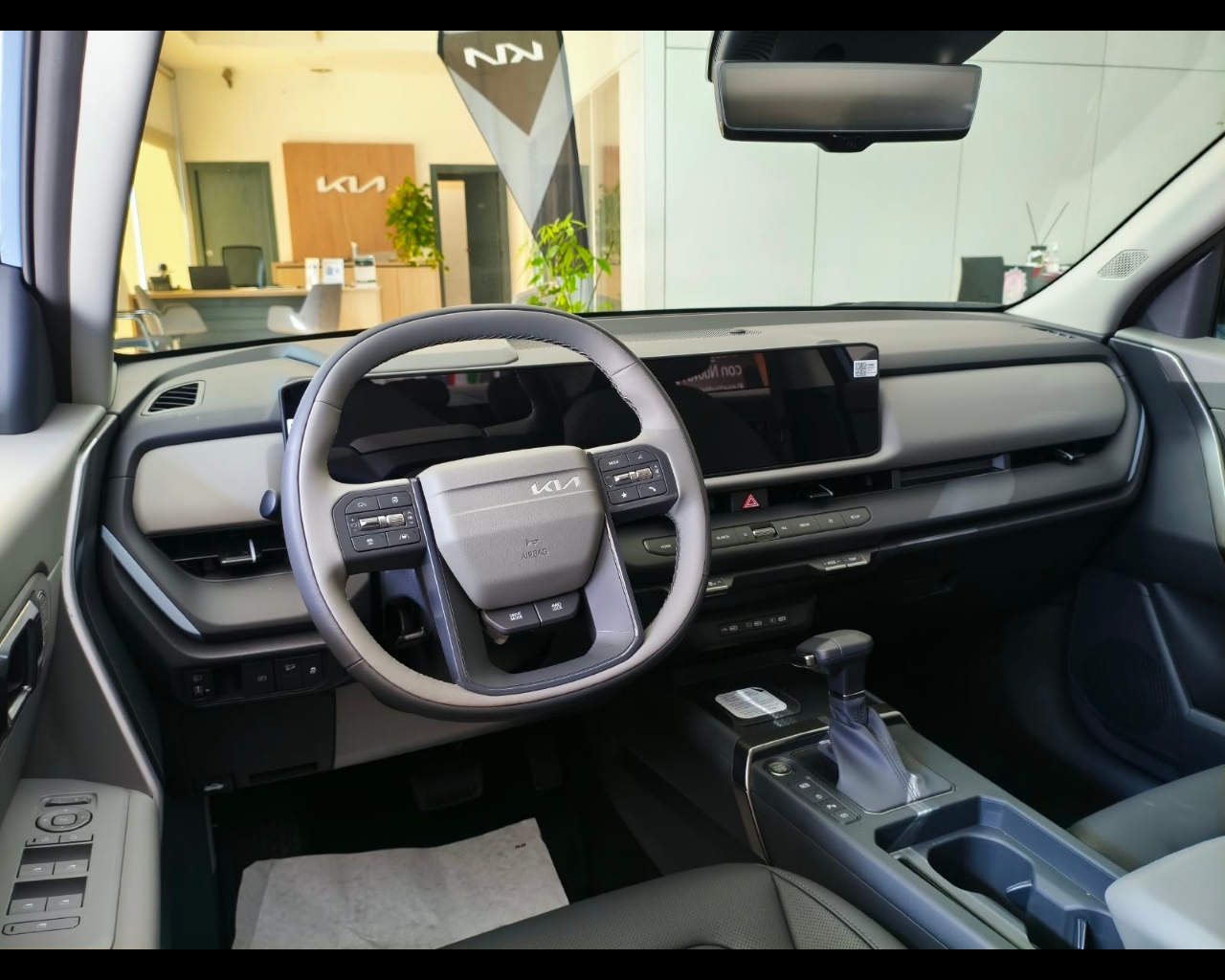 Foto KIA SELTOS 1.6 TGDI DCT 4WD STYLE TT