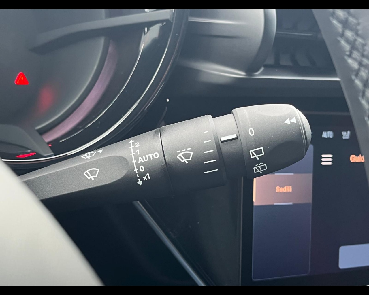 Foto ALFA ROMEO Junior Ibrida Ibrida Q4 1.2 136cv Hybrid Edct6