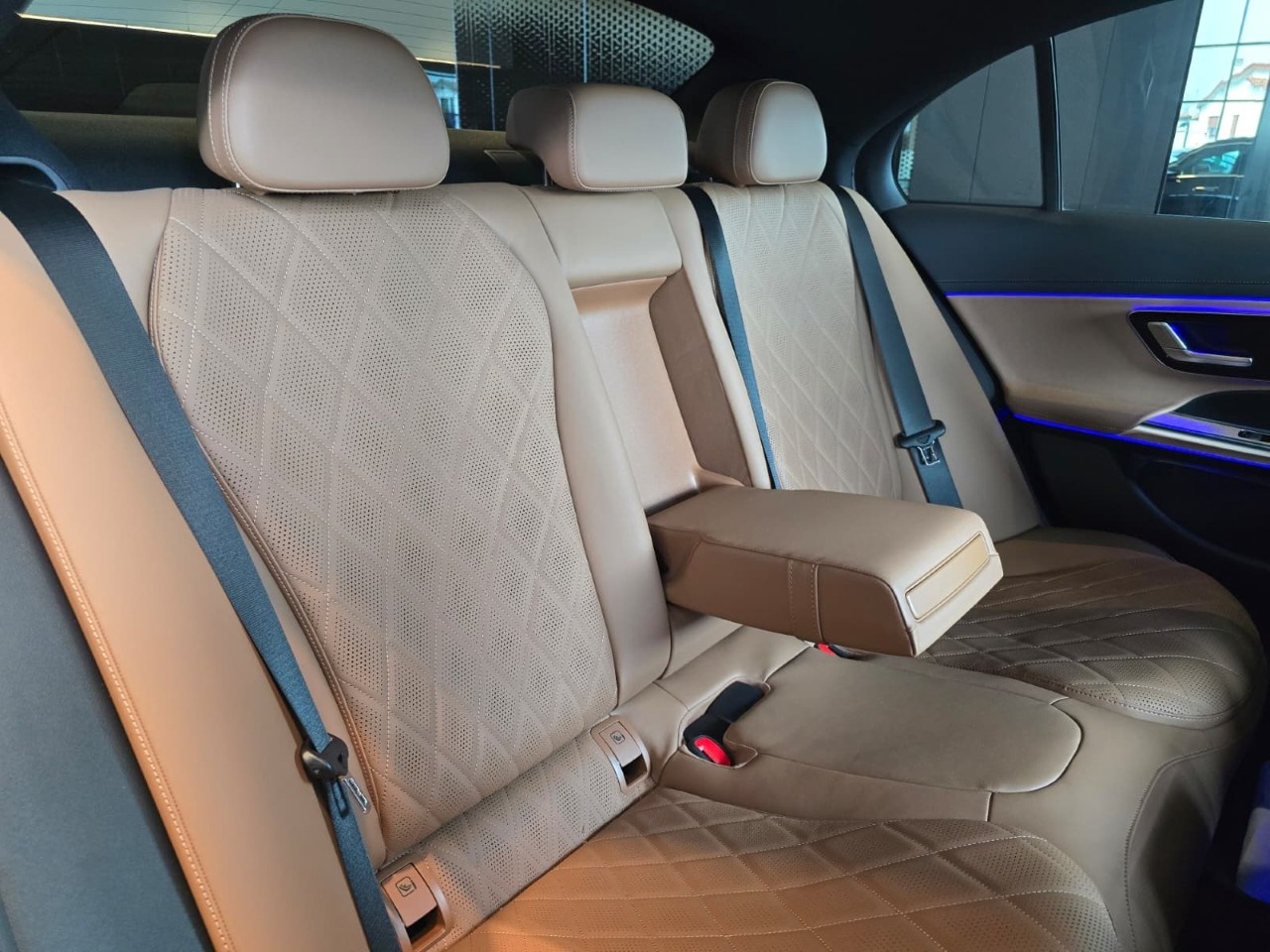 Mercedes Classe E Berlina Classe E 300 de 4Matic AMG Line ADVANCED PLUS - 15