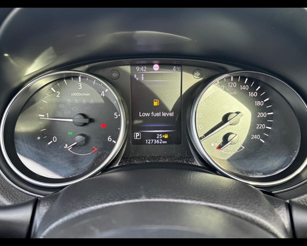 Foto NISSAN Qashqai 1.6 dci N-Connecta 2wd 130cv xtronic