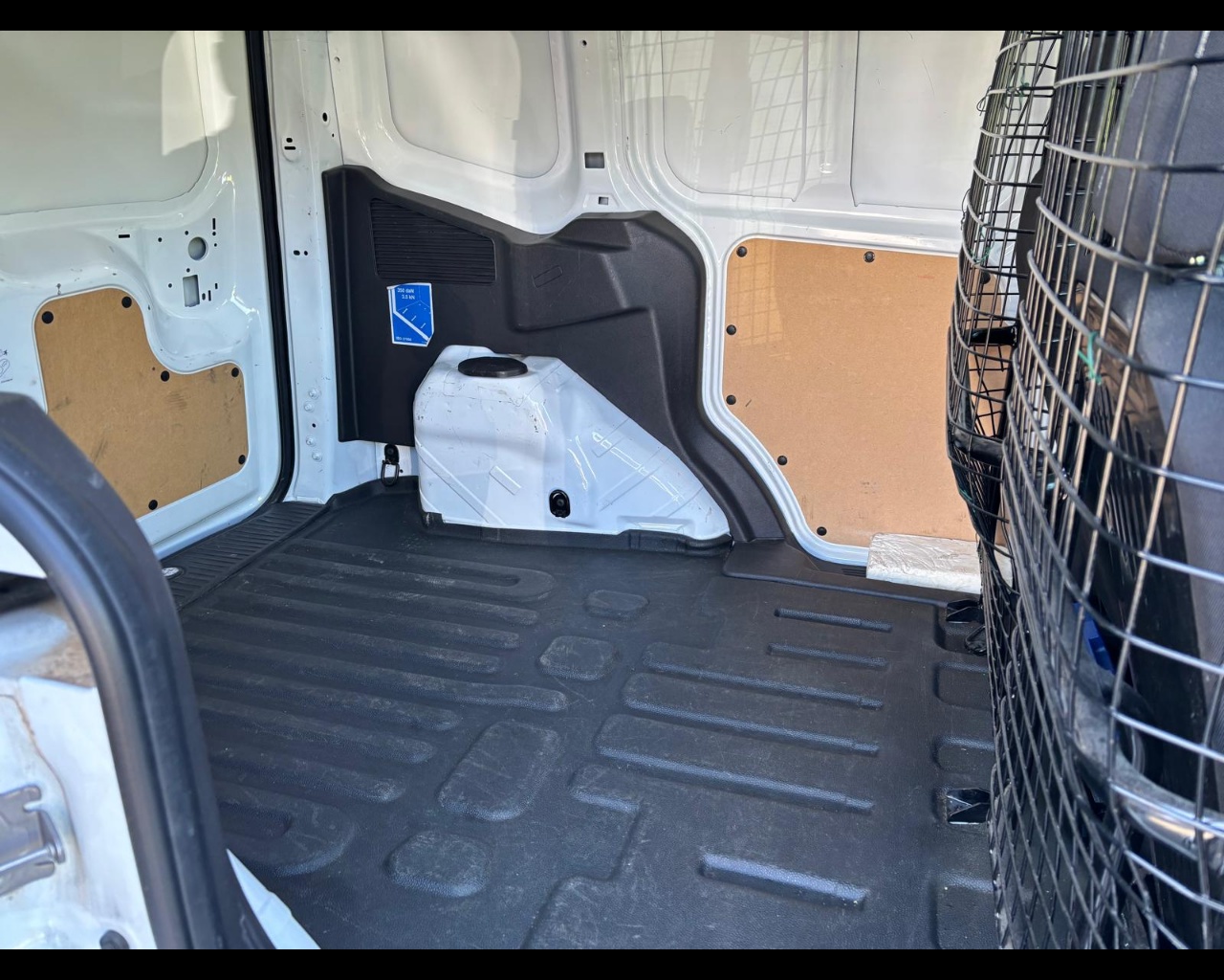 Foto FORD Transit Courier 1.5 tdci 75cv S&S Trend 