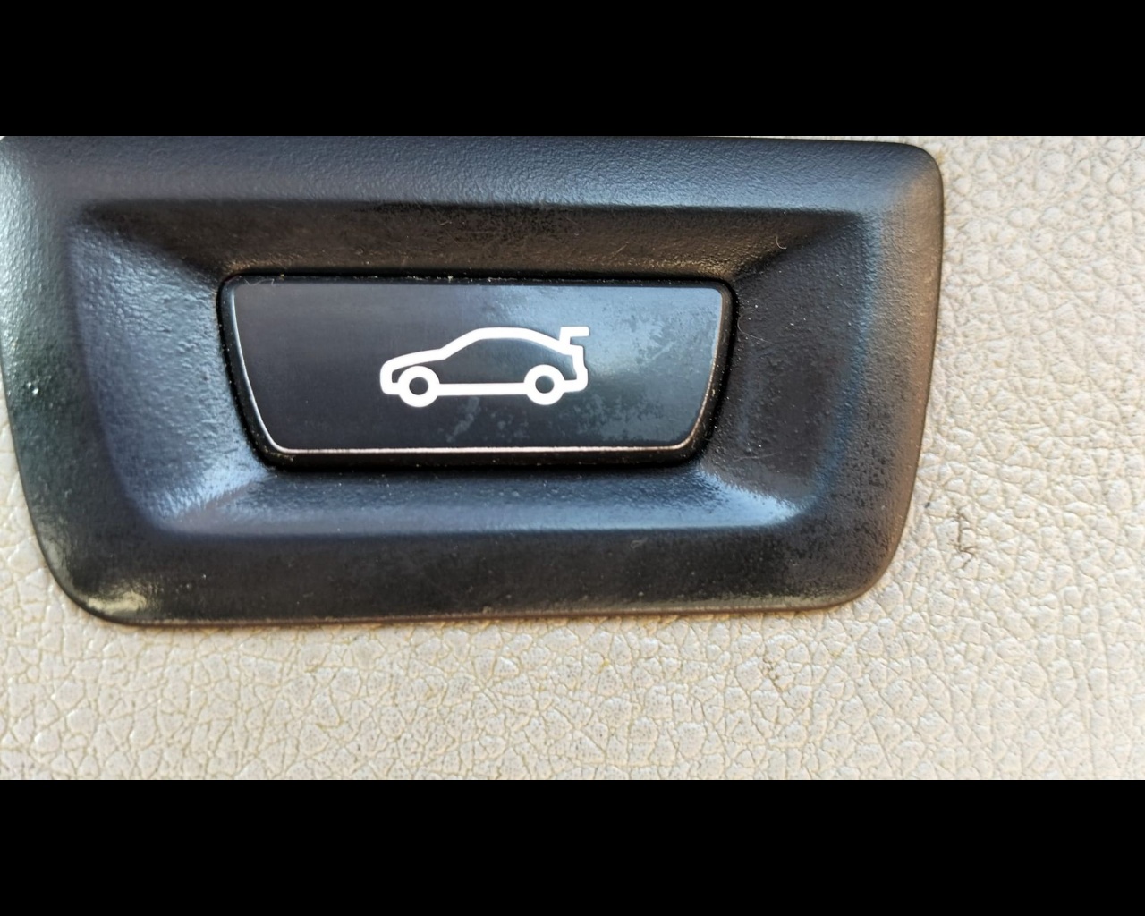 BMW Serie 3 (F30/31) 318d Touring Business Advantage aut. Diesel usato - 6