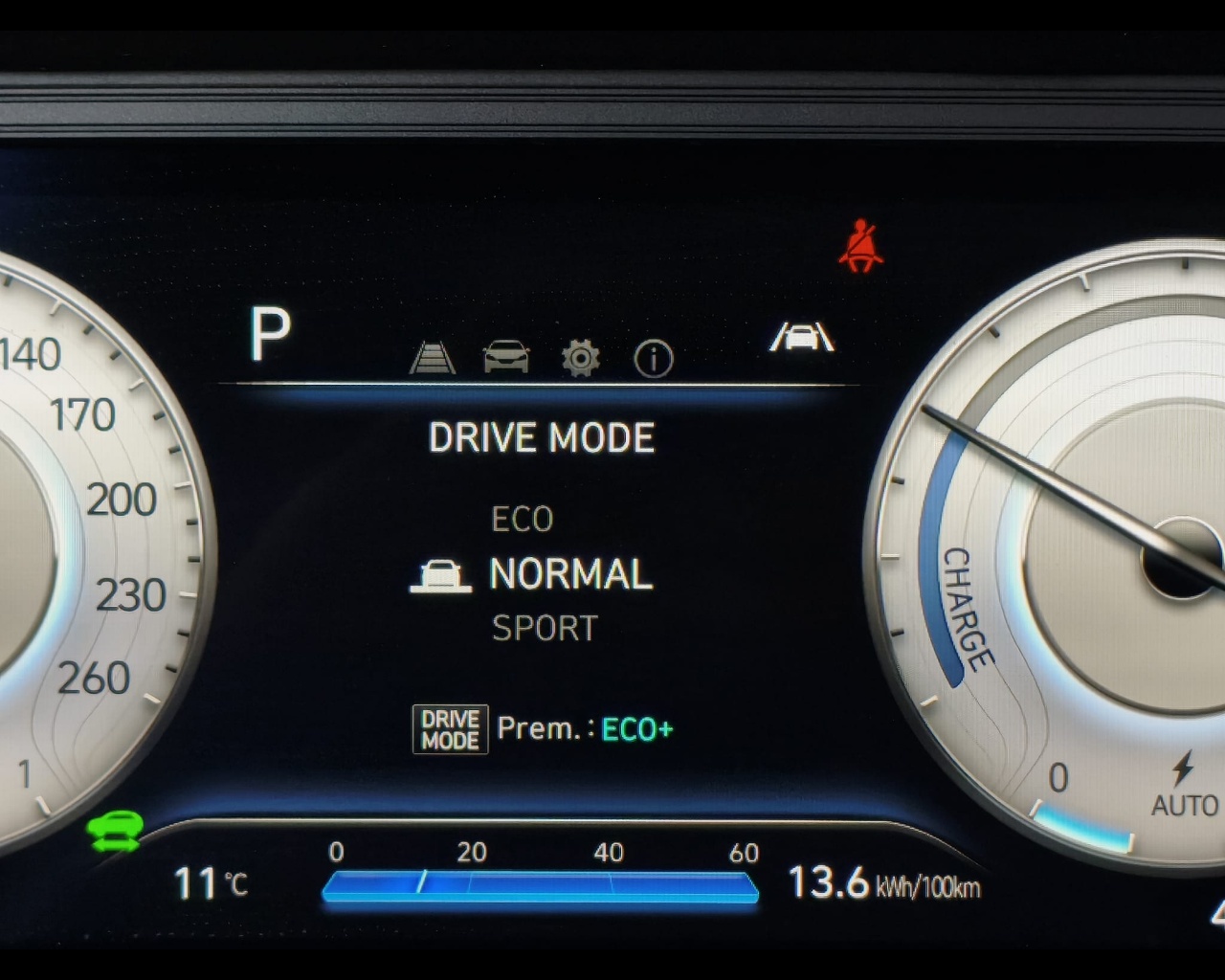 Foto HYUNDAI Kona 64 kWh EV Xline 204cv