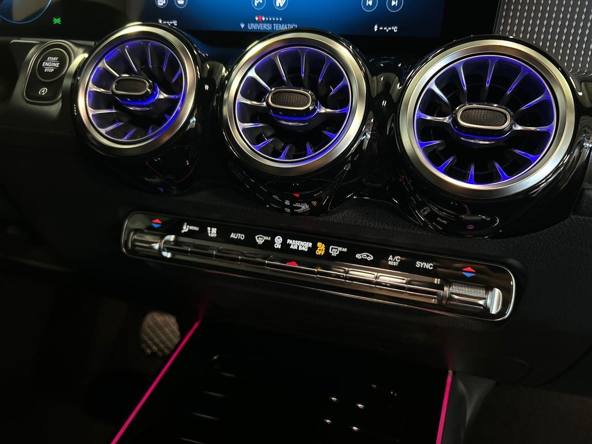 Mercedes GLB GLB 180 D Sport Plus 8G-DCT - 14