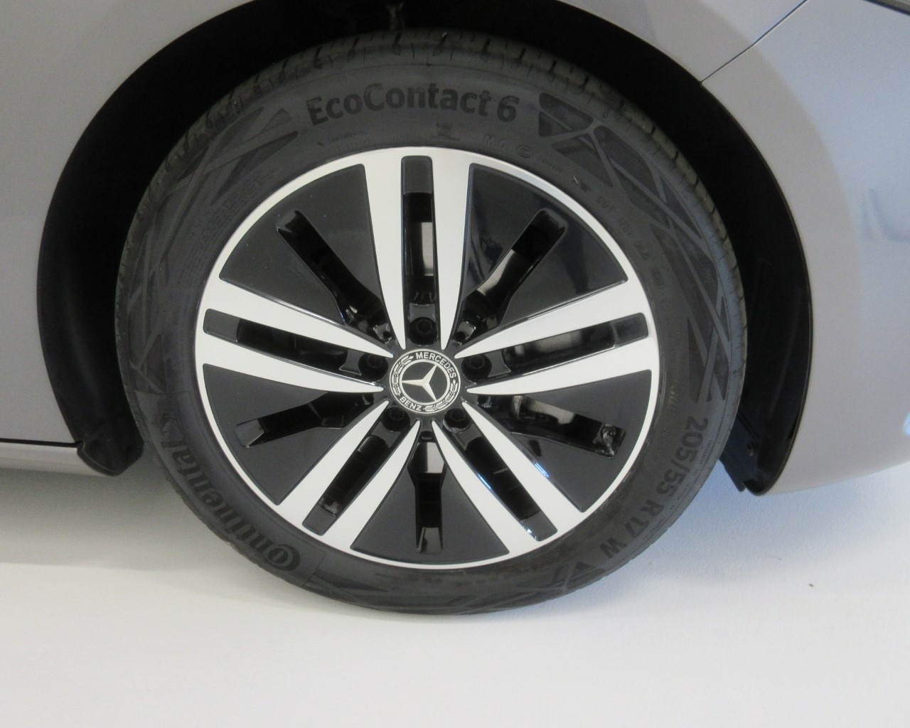 Mercedes Classe A Classe A 180 D Sport 8G-DCT - 4
