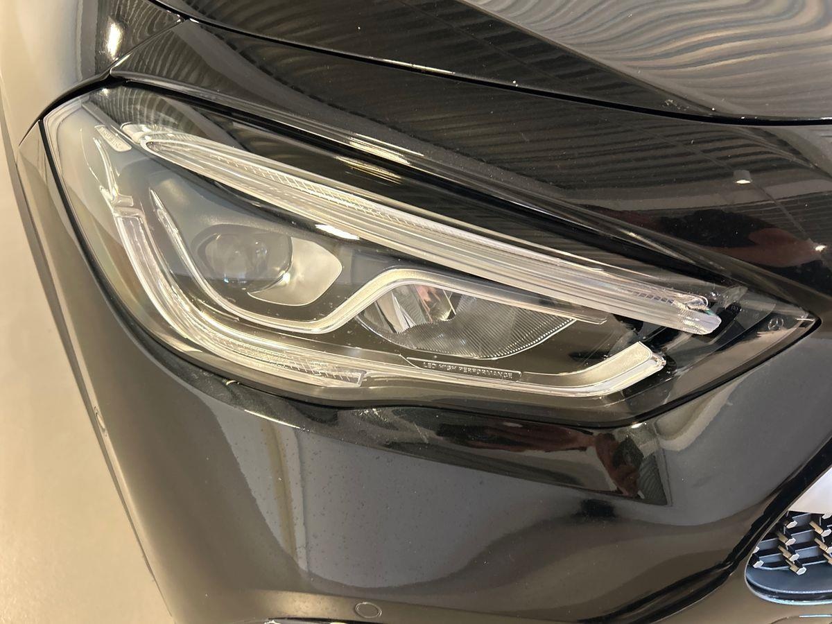 Mercedes GLA GLA 180 D Premium 8G-DCT - 7
