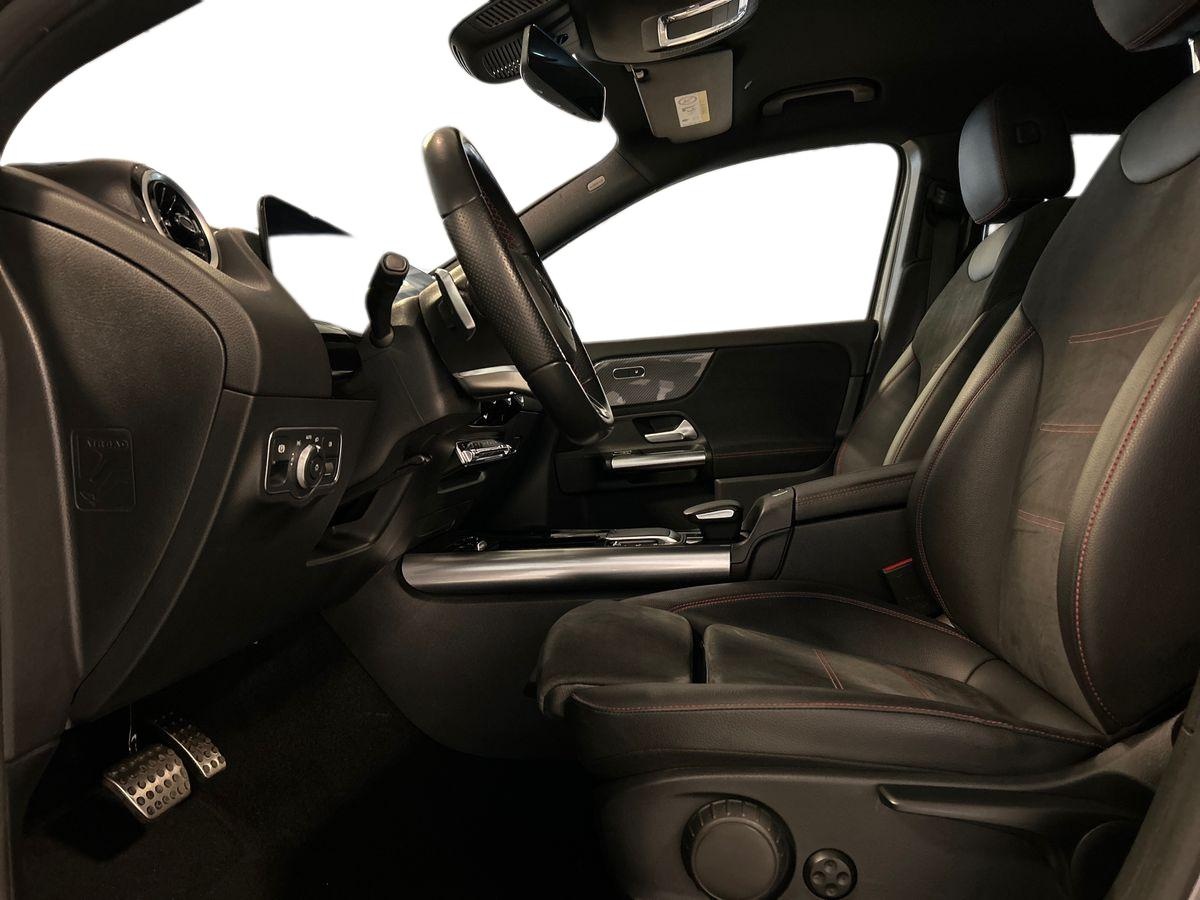 Mercedes GLA GLA 180 D Premium 8G-DCT - 10