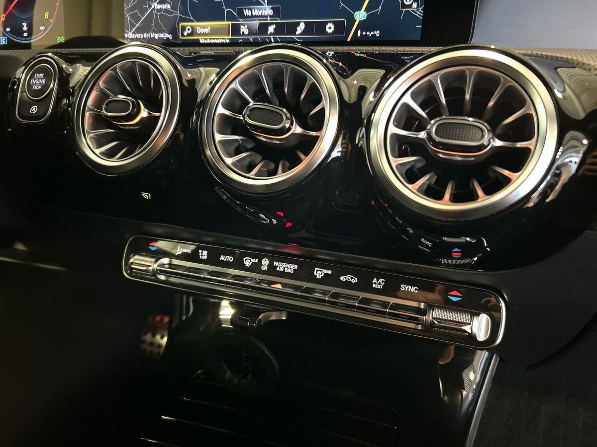 Mercedes CLA Shooting Brake CLA Shooting Brake 200 D Premium 4Matic 8G-DCT - 14