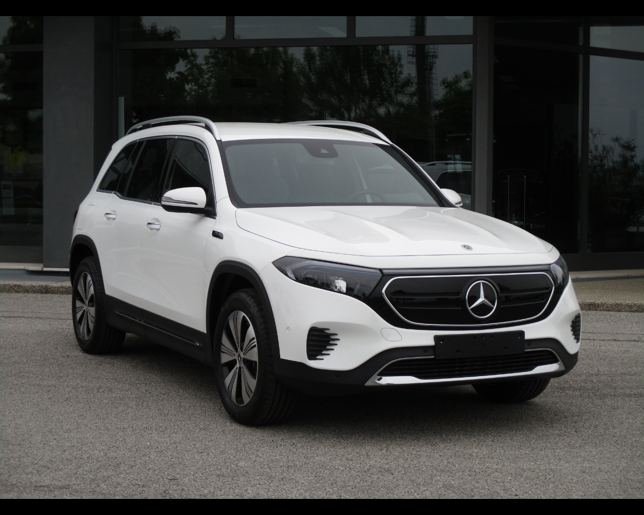 Mercedes EQB EQB 300 4Matic SPORT PLUS