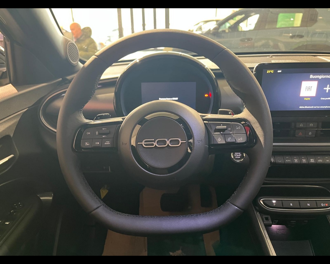 Foto FIAT 600 Hybrid Sport Edizione Milano Cortina 2026 1.2 Hybrid 145cv