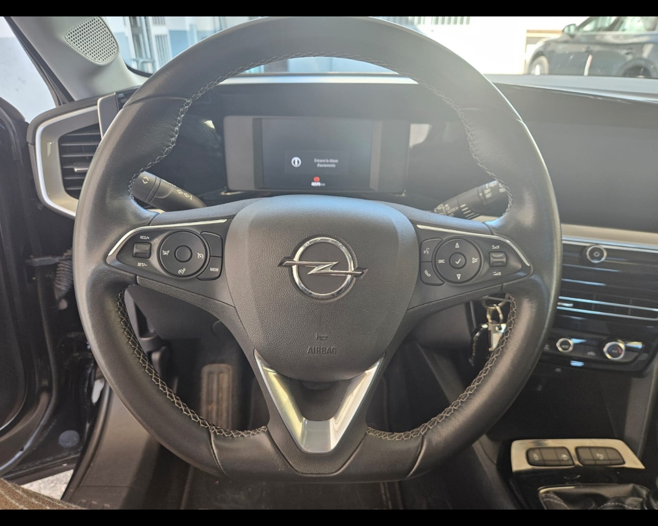 Foto OPEL Mokka 1.5 Elegance s&s 110cv