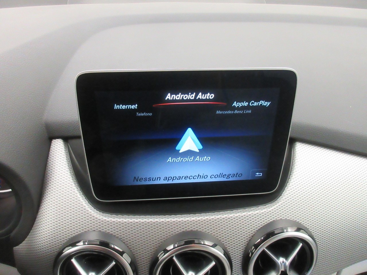 Mercedes Classe B Classe B 200 D Sport Tech 4Matic 7G-DCT - 18