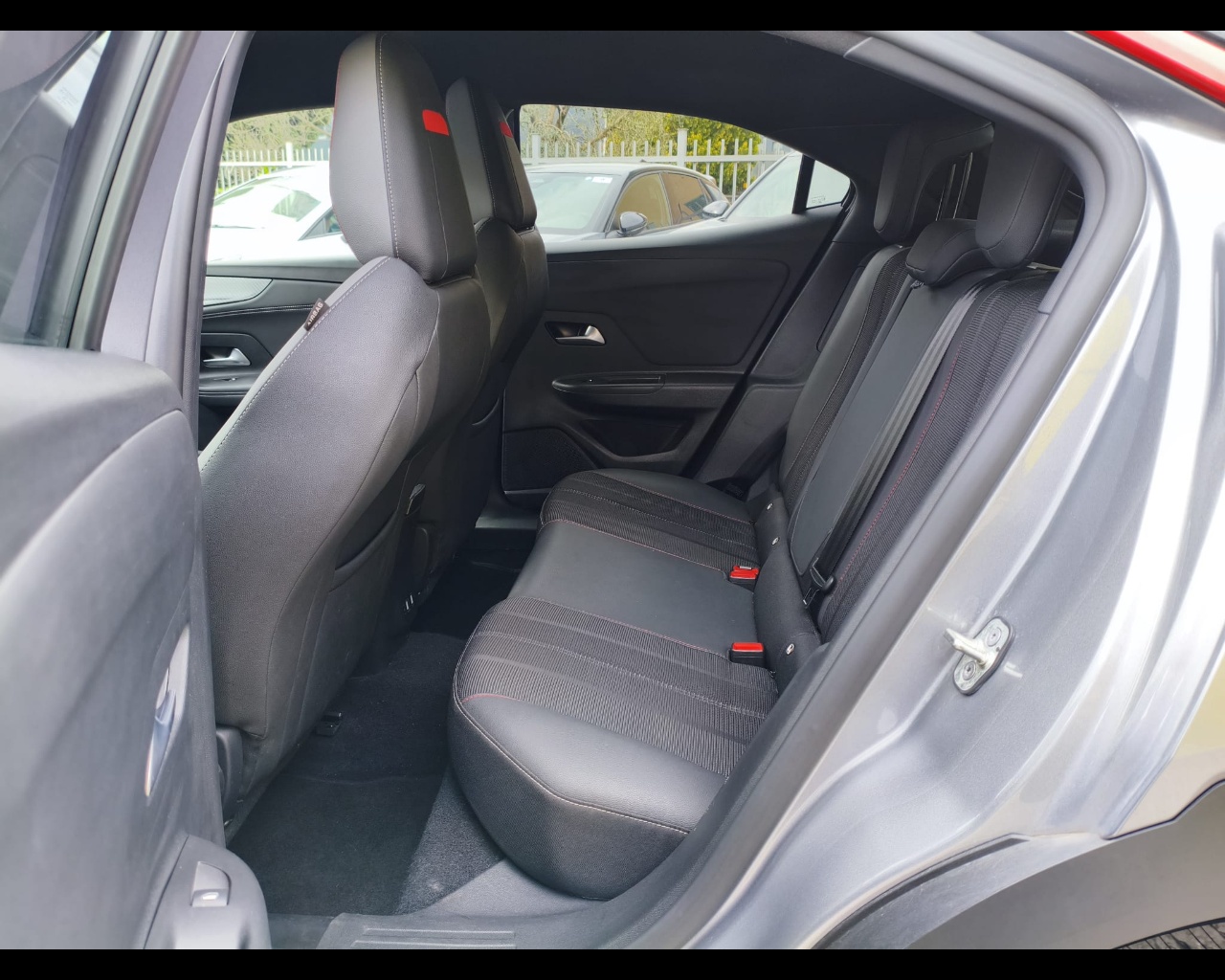 Foto OPEL Mokka 1.2 t GS s&s 136cv