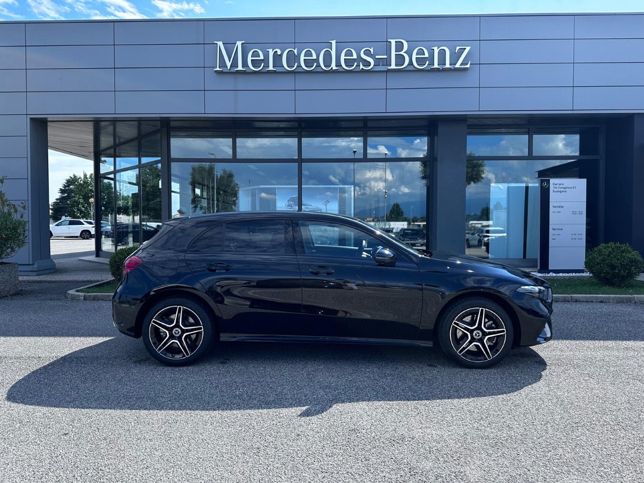 Mercedes Classe A Classe A 180 d Automatic AMG Line ADVANCED - 4