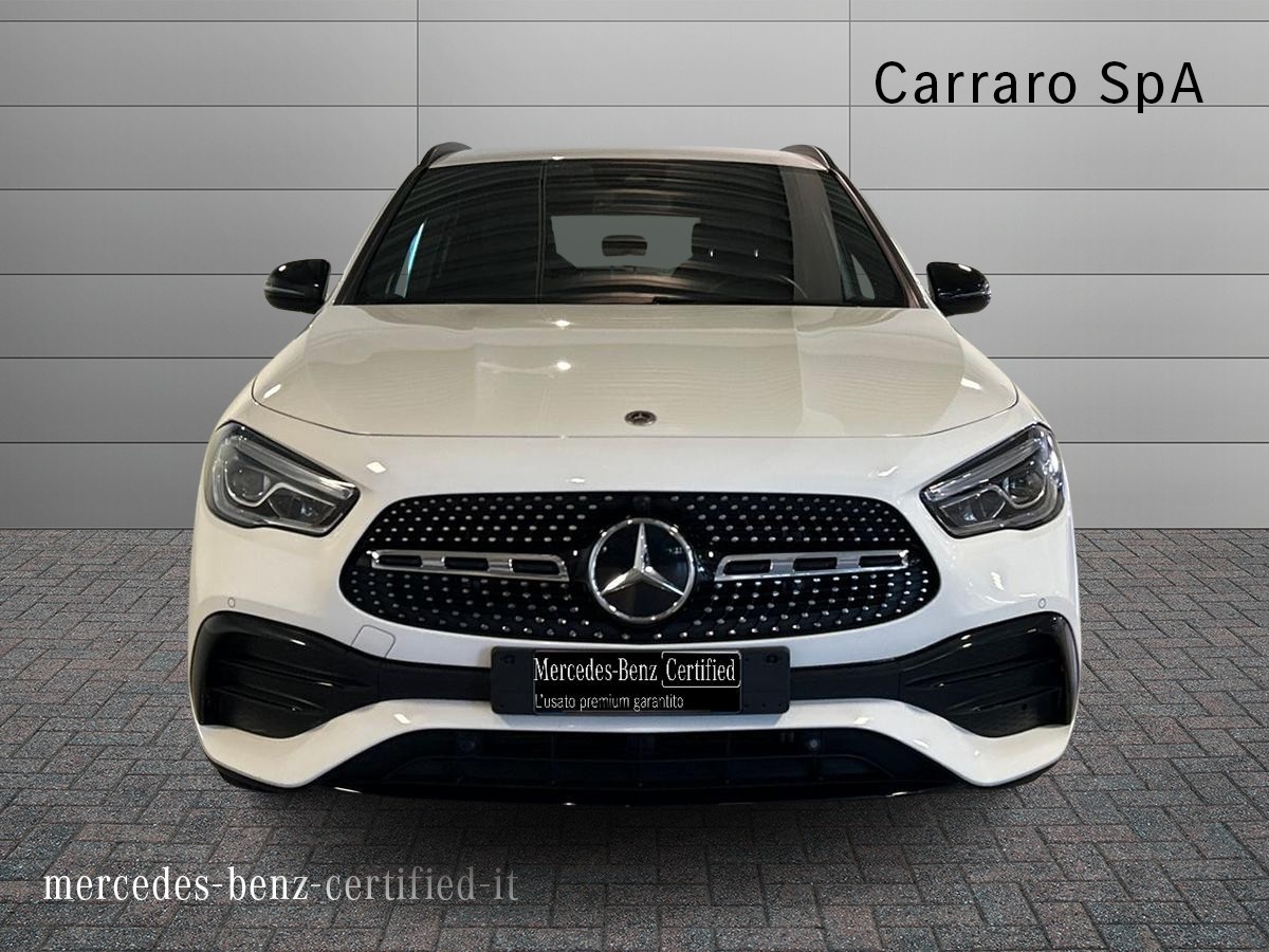 Mercedes GLA GLA 180 D Premium 8G-DCT - 3