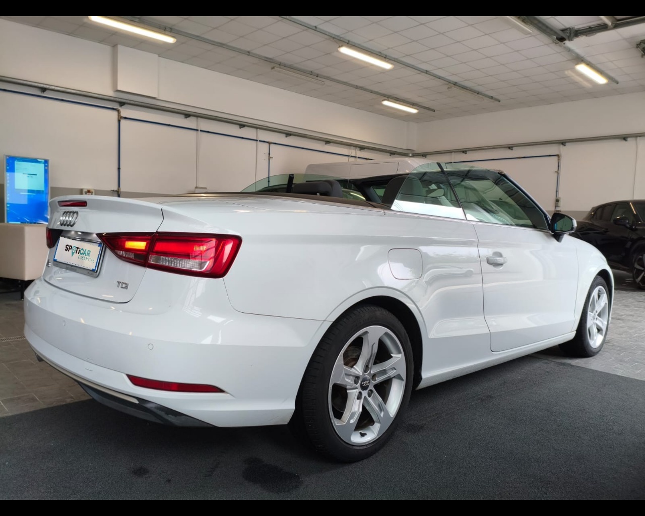 Foto AUDI A3 Cabrio 2.0 tdi Sport 150cv s-tronic