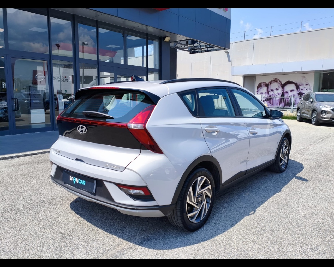 Foto HYUNDAI Bayon 1.2 Gpl Xline 78cv mt
