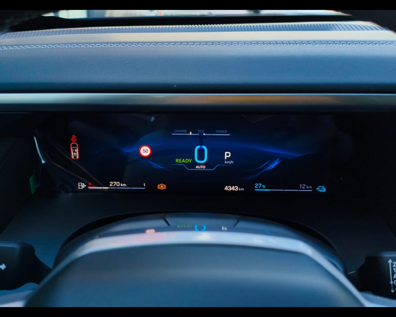 Foto JEEP Nuova Compass E-Hybrid Plug-InFirst Edition 1.6l 195cv Plug-In Hybrid Fw