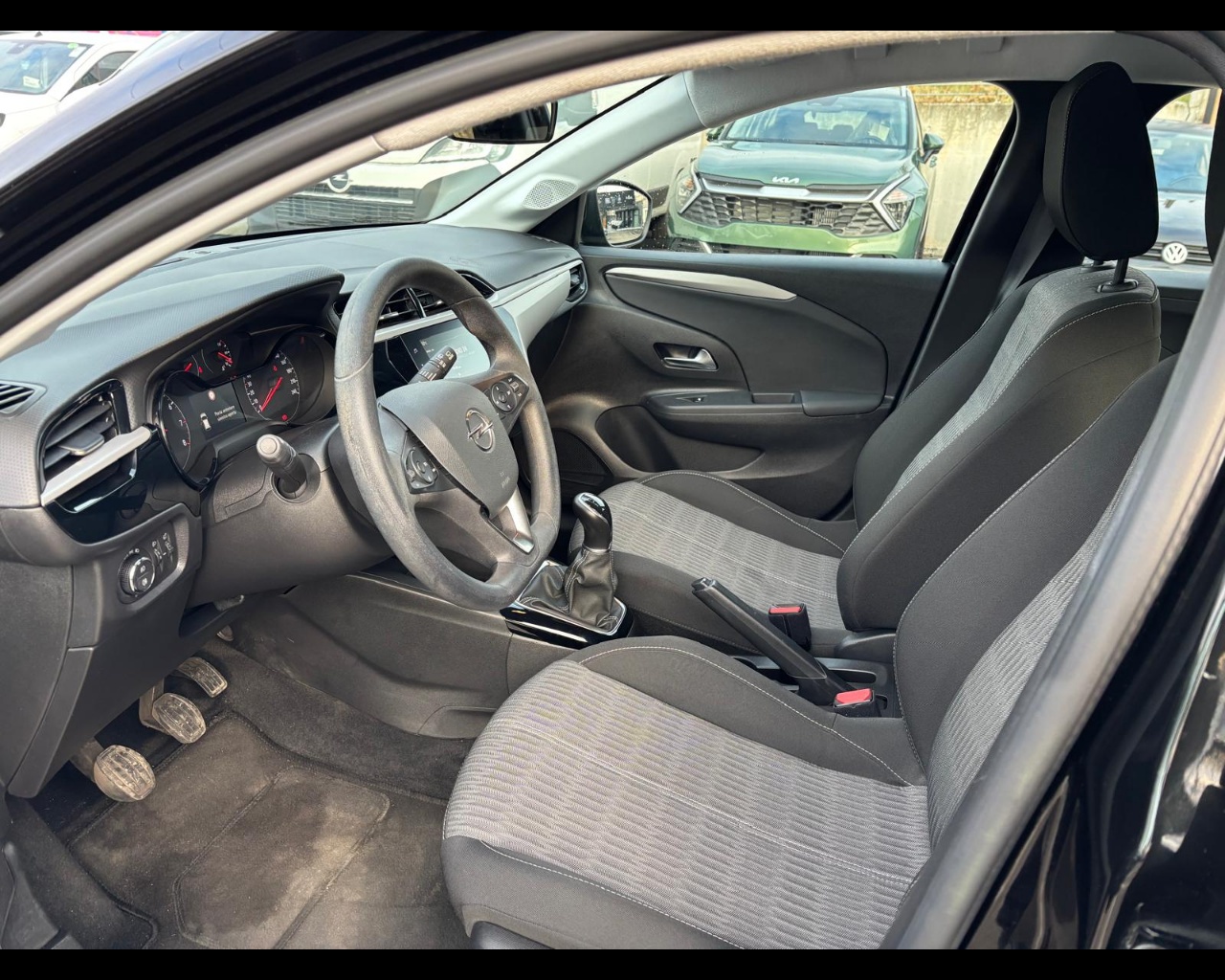 Foto OPEL Corsa 1.2 Edition 75cv