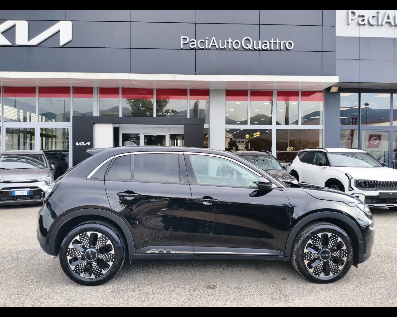 Foto FIAT 600 1.2 hybrid La Prima 110cv auto